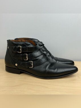 Givenchy Men’s Size 44 / 11 Black Cracked Leather Ankle Boots Triple Buckle Zip